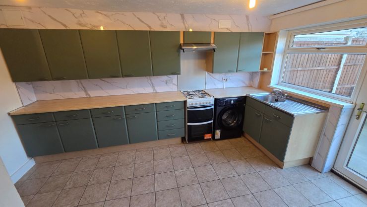 Double En-Suite image 8