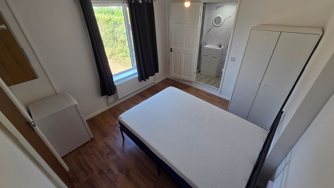 Master En-suite Room